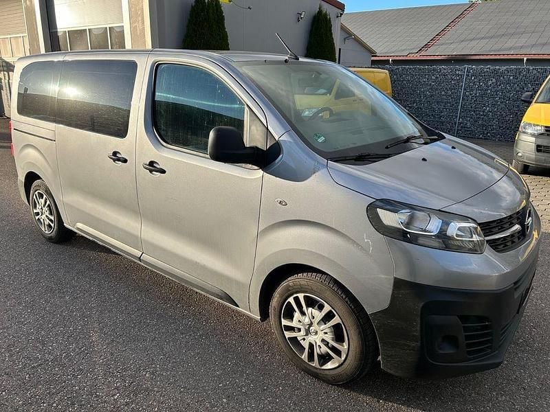Grau Gebraucht 2021 Opel Vivaro Van | 18.500 € (Teuer) - Bild 1/4