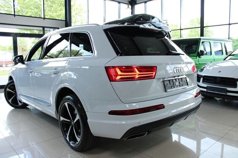 Weiß Gebraucht 2019 Audi Q7 S-Line SUV | 44.500 € (Guter Preis) - Bild 1/4