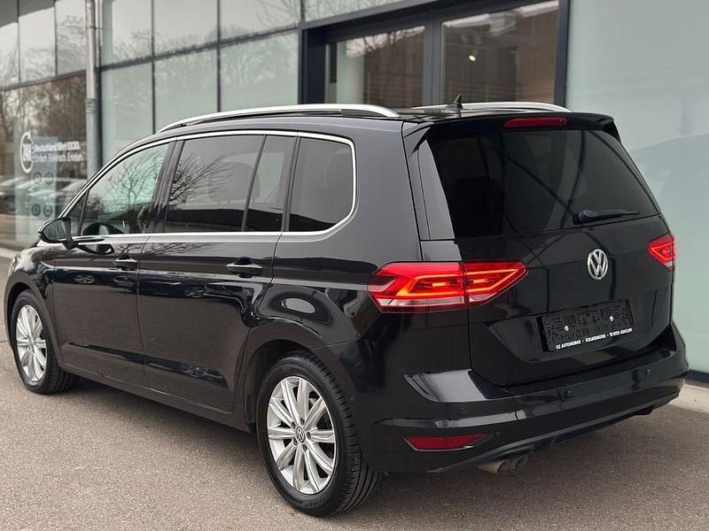 Gebraucht VW Touran Highline 150 PS (110 kW) 2015 Schwarz Van / Kleinbus