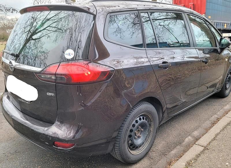 Gebraucht Opel Zafira Tourer 120 PS (88 kW) 2012 Braun Van / Kleinbus