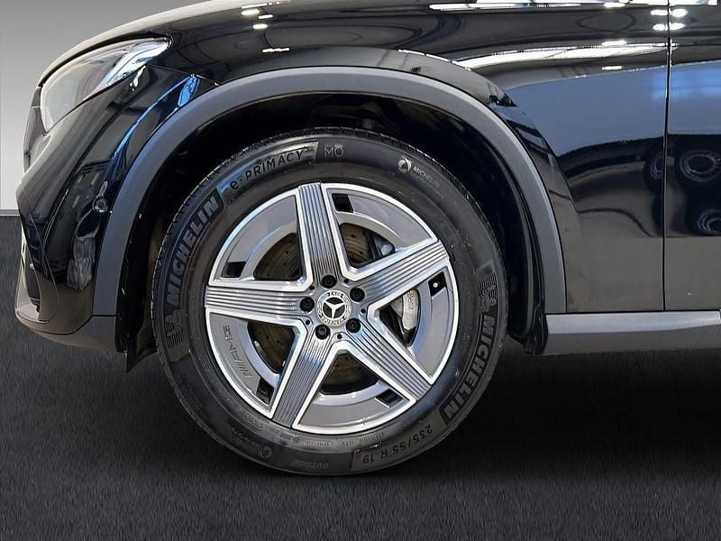Gebraucht Mercedes GLC300 AMG 269 PS (197 kW) 2023 Schwarz SUV