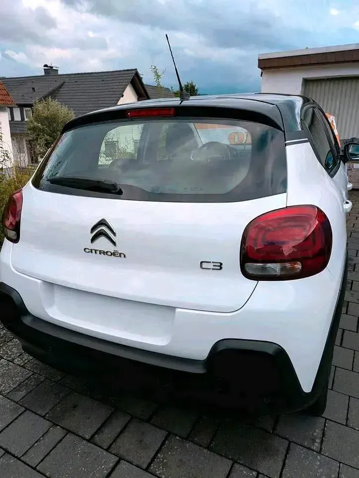 Gebraucht Citroën C3 PureTech 82 PS (60 kW) 2018 Weiß Kleinwagen