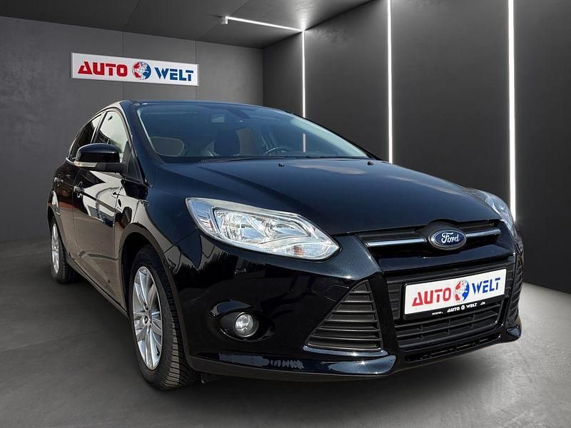 Gebraucht Ford Focus 125 PS (91 kW) 2014 Schwarz Limousine