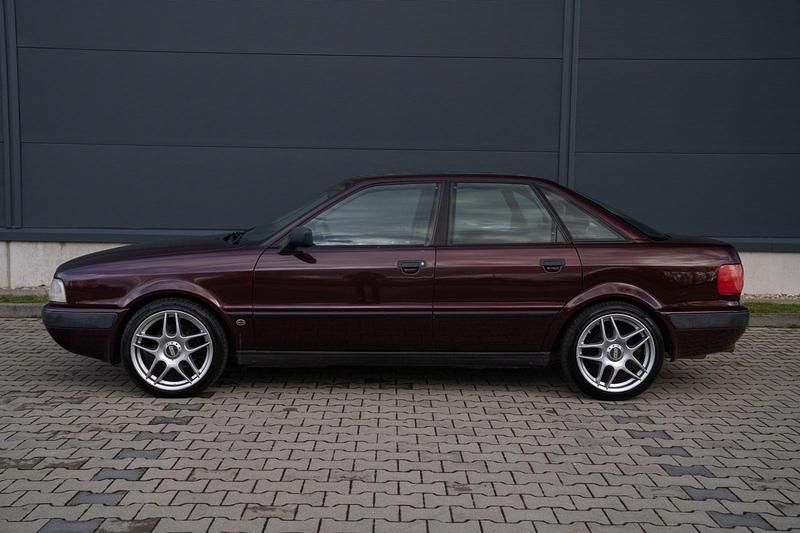 Gebraucht Audi 80 116 PS (85 kW) 1993 Rot Limousine