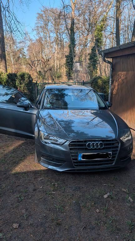 Gebraucht Audi A3 Ambiente 150 PS (110 kW) 2013 Grau Limousine