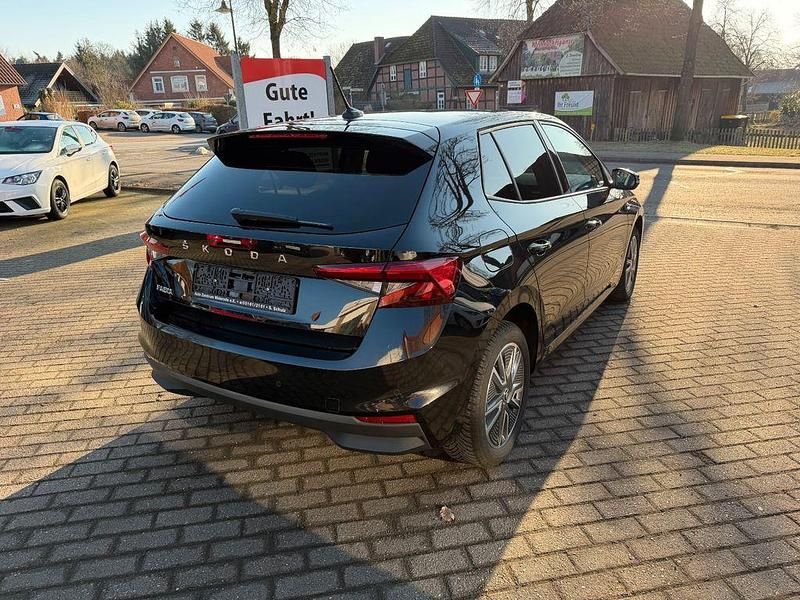 Gebraucht Skoda Fabia Tour 95 PS (69 kW) 2024 Schwarz Limousine