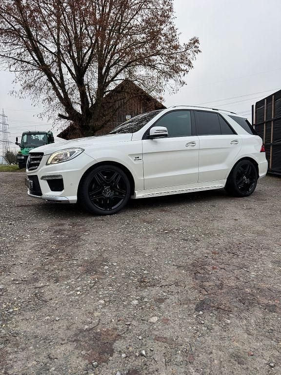Gebraucht Mercedes ML63 AMG AMG 525 PS (386 kW) 2012 Weiß SUV