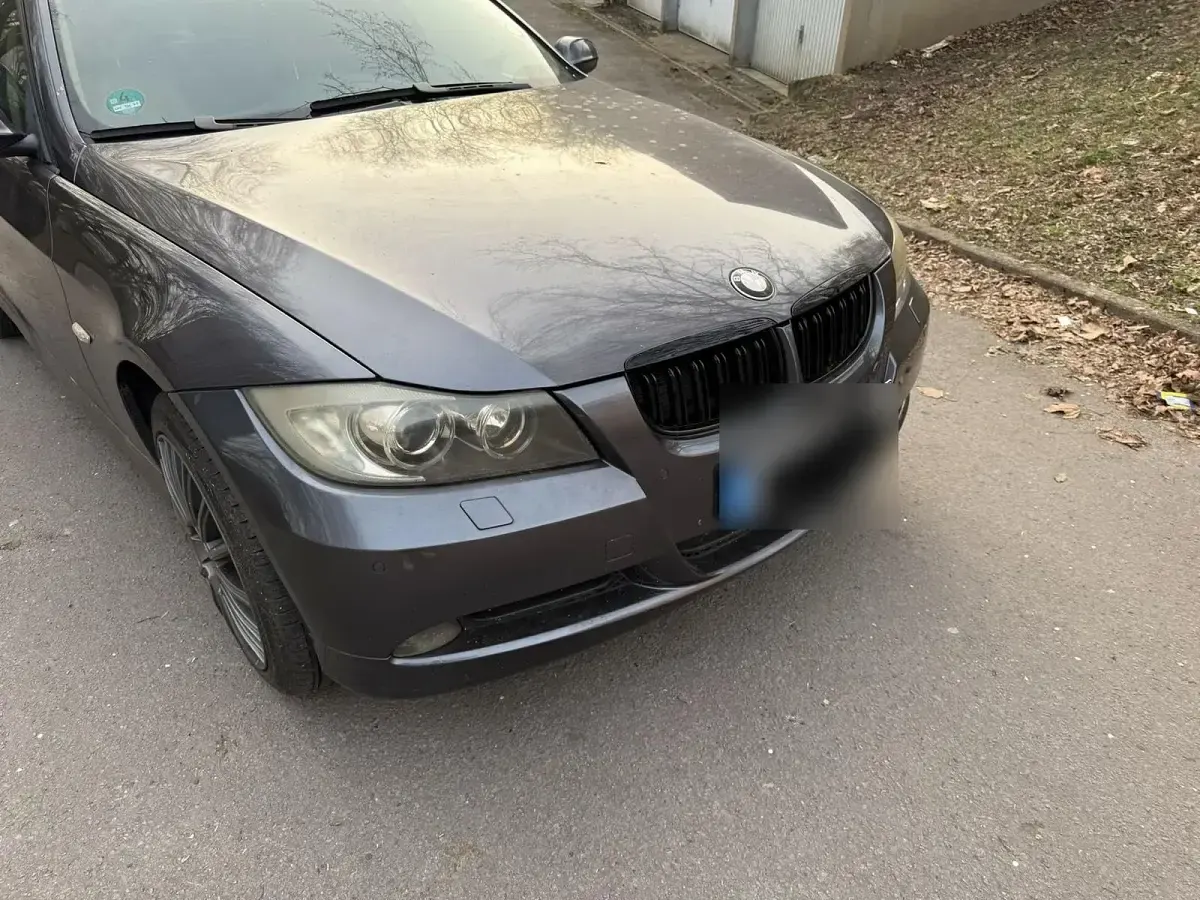 Gebraucht BMW 320 163 PS (119 kW) 2005 Grau Limousine