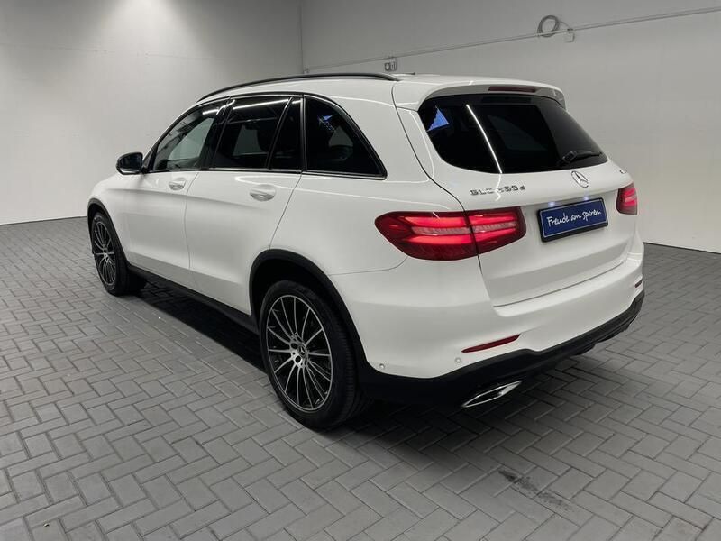 Gebraucht Mercedes GLC250 AMG 204 PS (150 kW) 2018 Weiß SUV