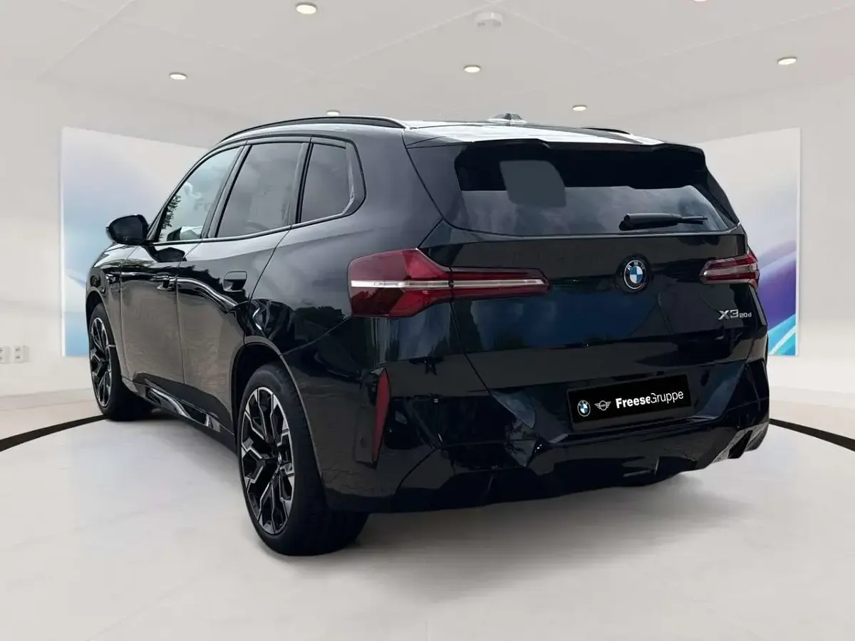 Gebraucht BMW X3 M Sport 197 PS (144 kW) 2025 Schwarz SUV