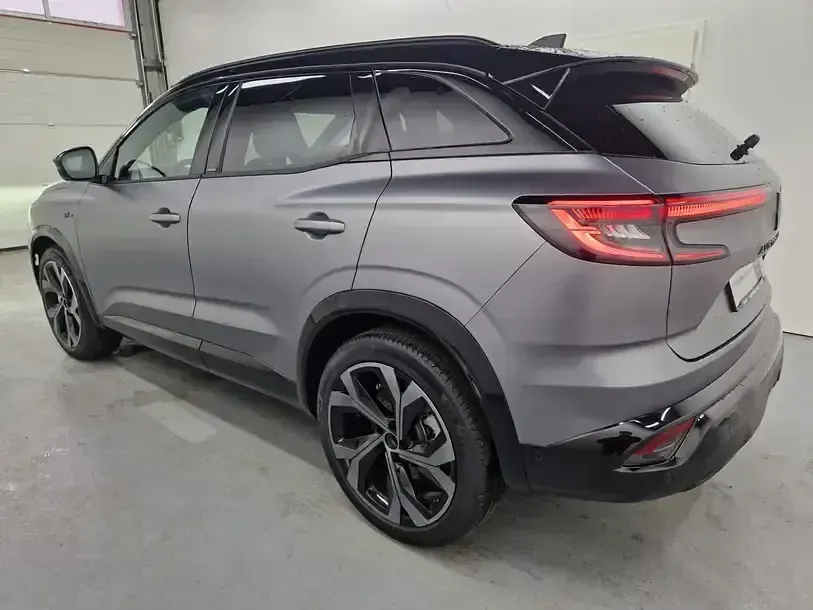 Usata Renault Austral Iconic Esprit Alpine 200 CV (147 kW) 2025 Grigio SUV