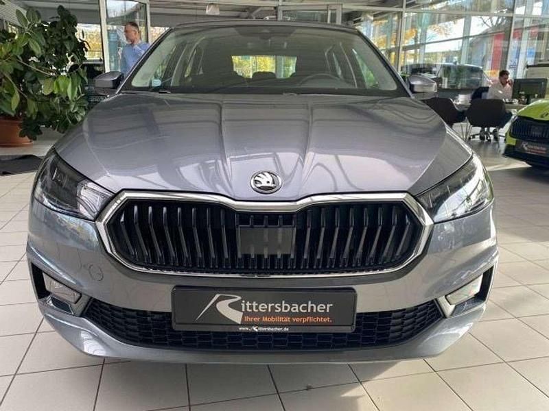 Neu Skoda Fabia Selection 80 PS (58 kW) 2026 Graphitegrau metallic Limousine