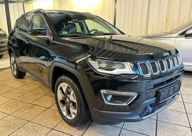 Gebraucht Jeep Compass Limited 170 PS (125 kW) 2019 Schwarz SUV