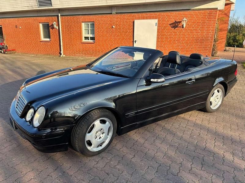 Gebraucht Mercedes CLK320 Avantgarde 218 PS (160 kW) 2000 Schwarz Cabrio