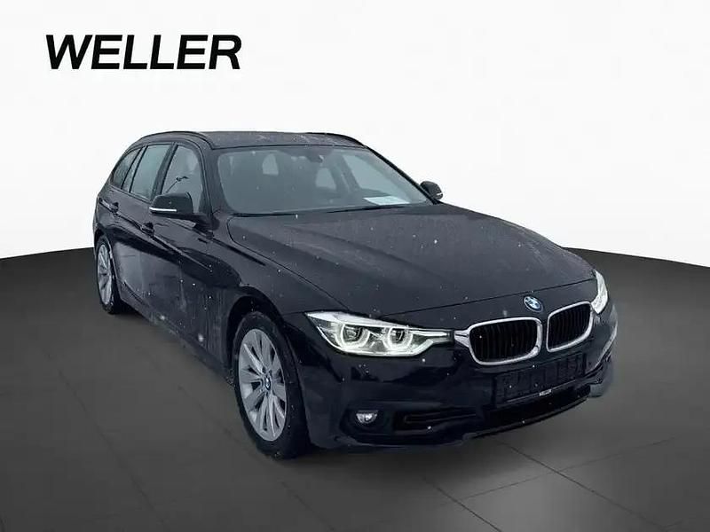Gebraucht BMW 318 Advantage 136 PS (100 kW) 2019 Schwarz ii (schwarz) Kombi