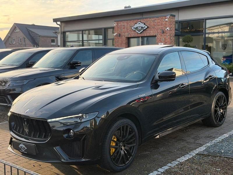 Gebraucht Maserati Levante 581 PS (427 kW) 2021 Schwarz SUV