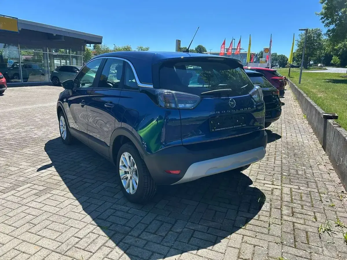 Gebraucht Opel Crossland X Elegance 131 PS (96 kW) 2023 Nautic blau SUV