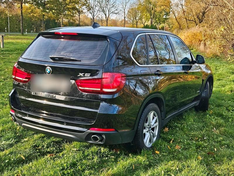 Second-hand BMW X5 259 CP (190 kW) 2016 Negru SUV