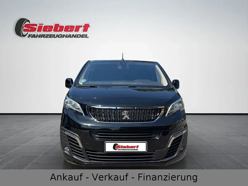 Gebraucht Peugeot Expert 122 PS (89 kW) 2021 Schwarz Van