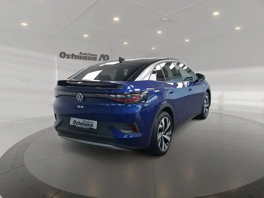Gebraucht VW ID.5 Pro 127 kW (174 PS) 2024 Blue dusk metallic SUV