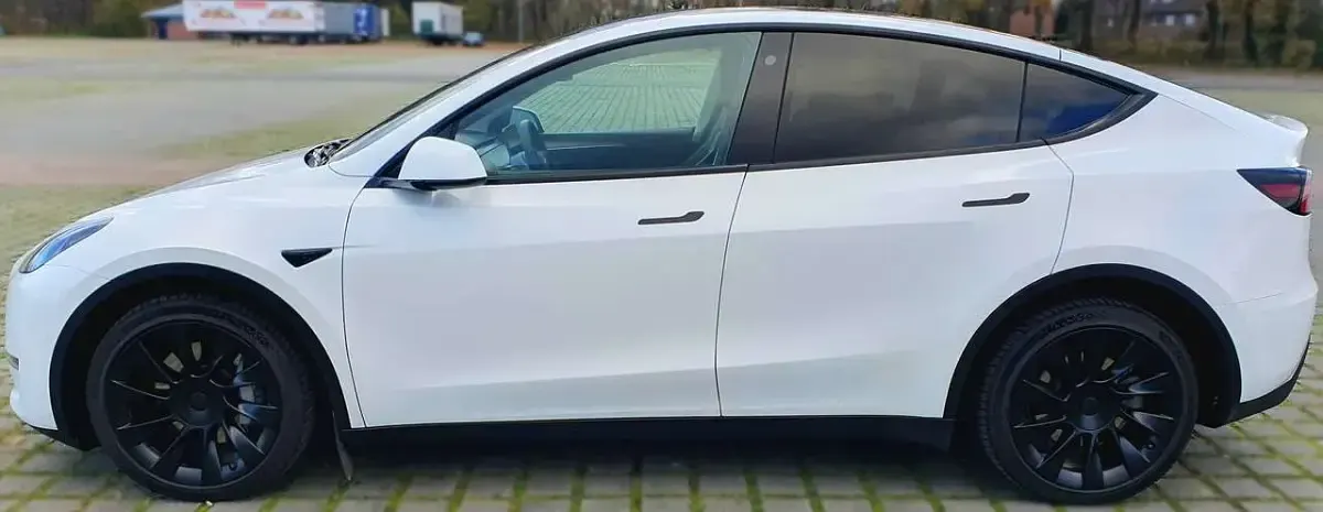 Gebraucht Tesla Model Y Long Range AWD 378 kW (514 PS) 2022 Weiß SUV