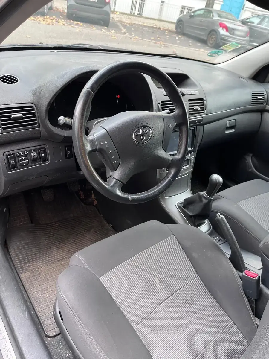 Gebraucht Toyota Avensis 2005 Blau Limousine