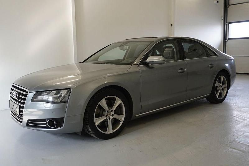 Gebraucht Audi A8 351 PS (258 kW) 2010 Grau Limousine