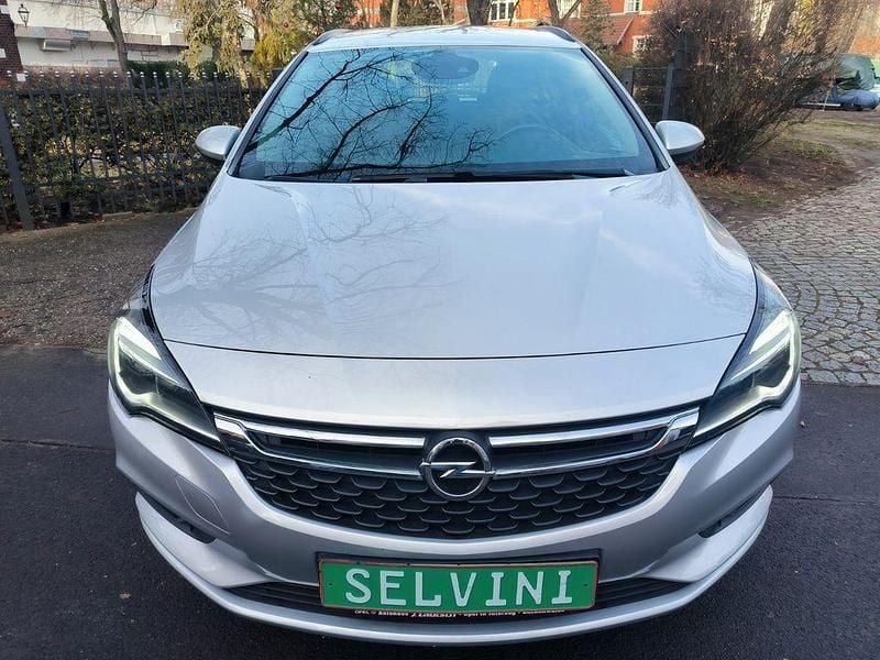 Gebraucht Opel Astra Edition 110 PS (80 kW) 2018 Silber Kombi