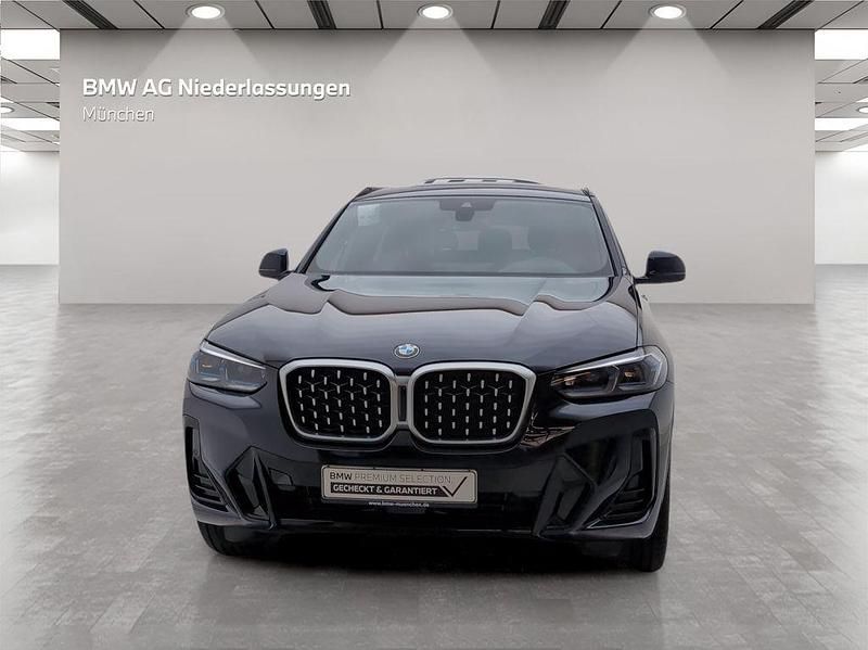 Gebraucht BMW X4 M Sport 252 PS (185 kW) 2025 Schwarz SUV