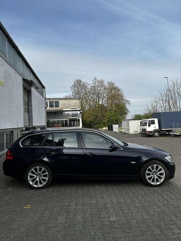 Second-hand BMW 330 231 CP (169 kW) 2005 Break