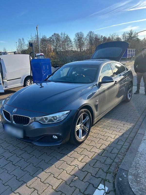 Grau Gebraucht 2014 BMW 420 Gran Coupé Sport Line Coupé | 14.700 € (Fairer Preis) - Bild 1/4