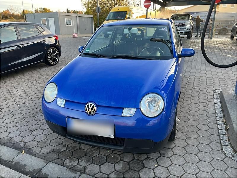 Blau Gebraucht 2001 VW Lupo Kleinwagen | 2.900 € (Etwas zu teuer) - Bild 1/4