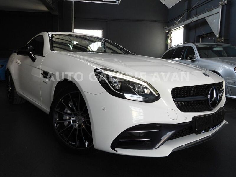 Weiß Gebraucht 2017 Mercedes SLC43 AMG AMG Coupé | 39.000 € (Teuer) - Bild 1/4