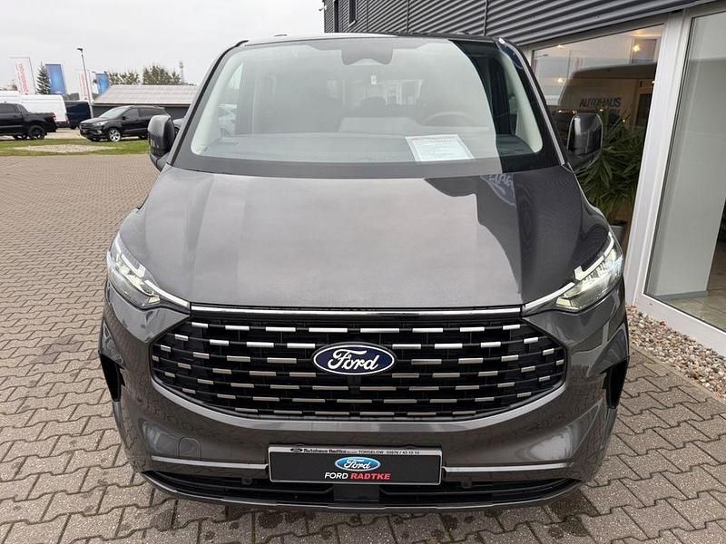 Gebraucht Ford Tourneo Custom Titanium 150 PS (110 kW) 2024 Grau Van