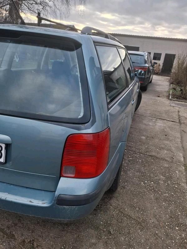 Gebraucht VW Passat 150 PS (110 kW) 1998 Beige Kombi