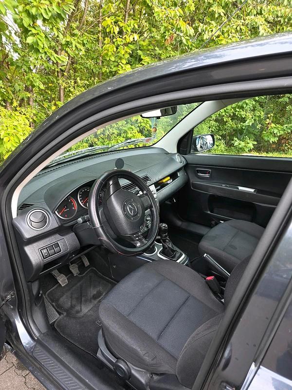 Second-hand Mazda 2 80 CP (58 kW) 2007 Andere farben Hatchback