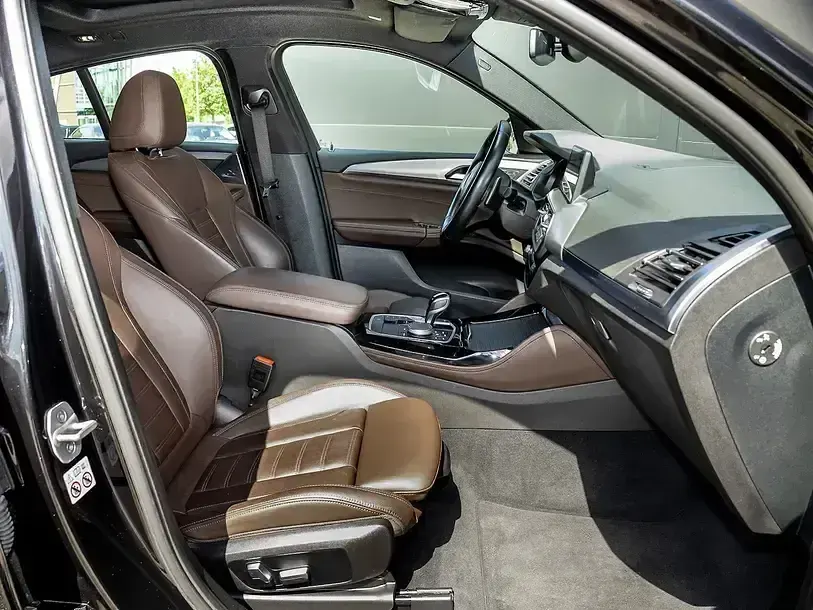 Gebraucht BMW X4 M Sport 184 PS (135 kW) 2022 Schwarz SUV
