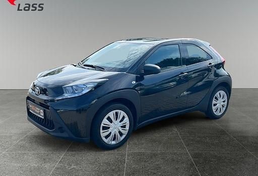 Gebraucht Toyota Aygo X Play 72 PS (52 kW) 2023 Schwarz SUV