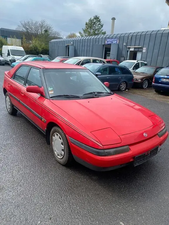 Gebraucht Mazda 323F 88 PS (64 kW) 1991 Rot Kleinwagen