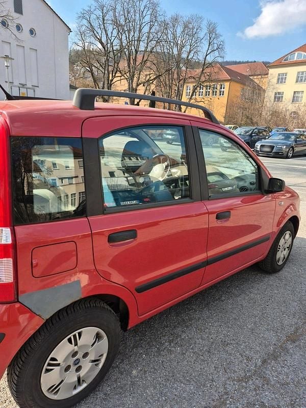 Gebraucht Fiat Panda 60 PS (44 kW) 2005 Rot Kleinwagen