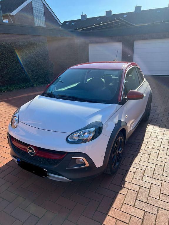 Weiß Gebraucht 2017 Opel Adam Rocks Rocks Kleinwagen | 9.300 € (Guter Preis) - Bild 1/4
