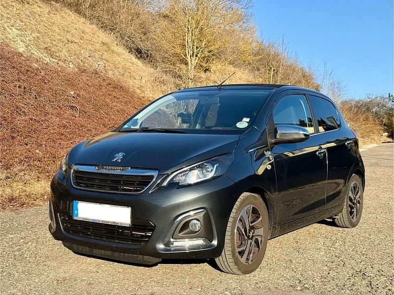 Gebraucht Peugeot 108 Allure 82 PS (60 kW) 2015 Grau Kleinwagen