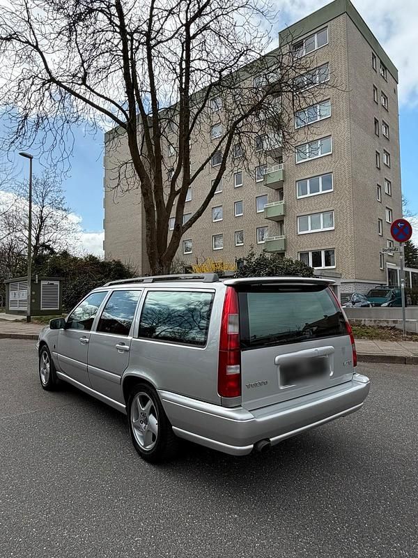 Gebraucht Volvo V70 140 PS (102 kW) 2000 Silber Kombi
