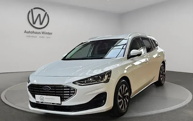 Używany Ford Focus Titanium 120 KM (88 kW) 2022 Biały Kombi