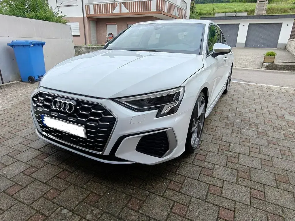 Gebraucht Audi S3 Sport 310 PS (228 kW) 2023 Weiß Limousine