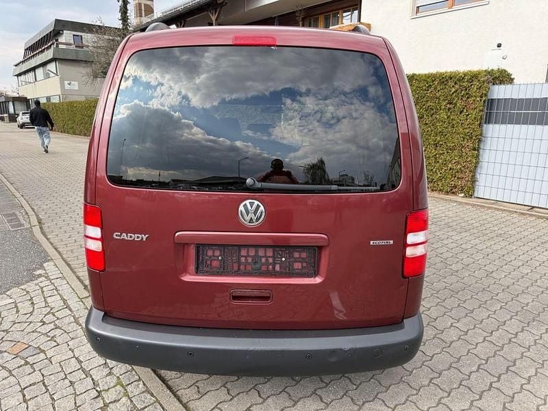 Gebraucht VW Caddy Comfortline 109 PS (80 kW) 2013 Rot Van / Kleinbus