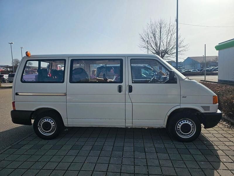 Second-hand VW T4 102 CP (75 kW) 2000 Alb Van