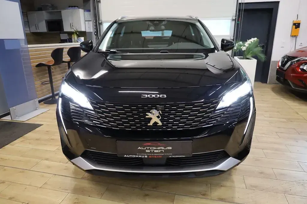 Gebraucht Peugeot 3008 131 PS (96 kW) 2022 Noir perla nera SUV