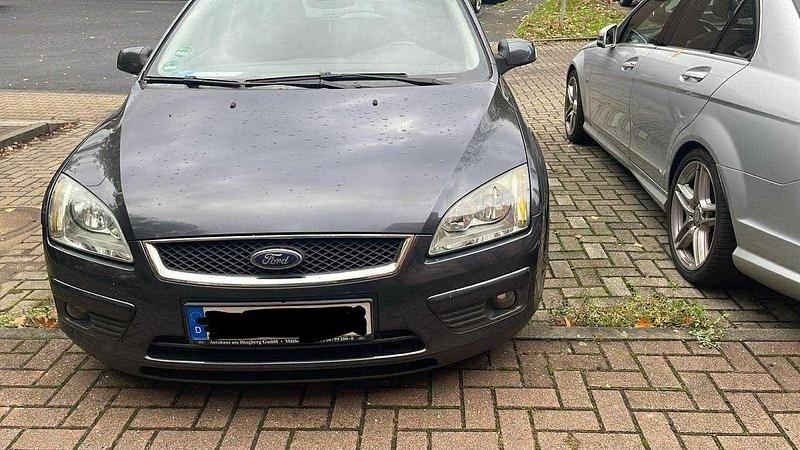 Gebraucht Ford Focus Ghia 116 PS (85 kW) 2006 Kombi