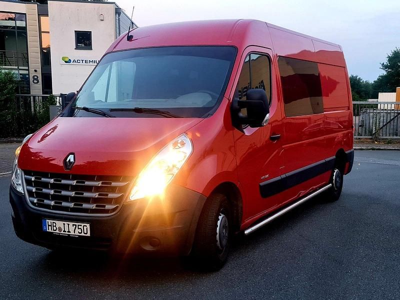 Rot Gebraucht 2013 Renault Master Van | 16.000 € - Bild 1/4